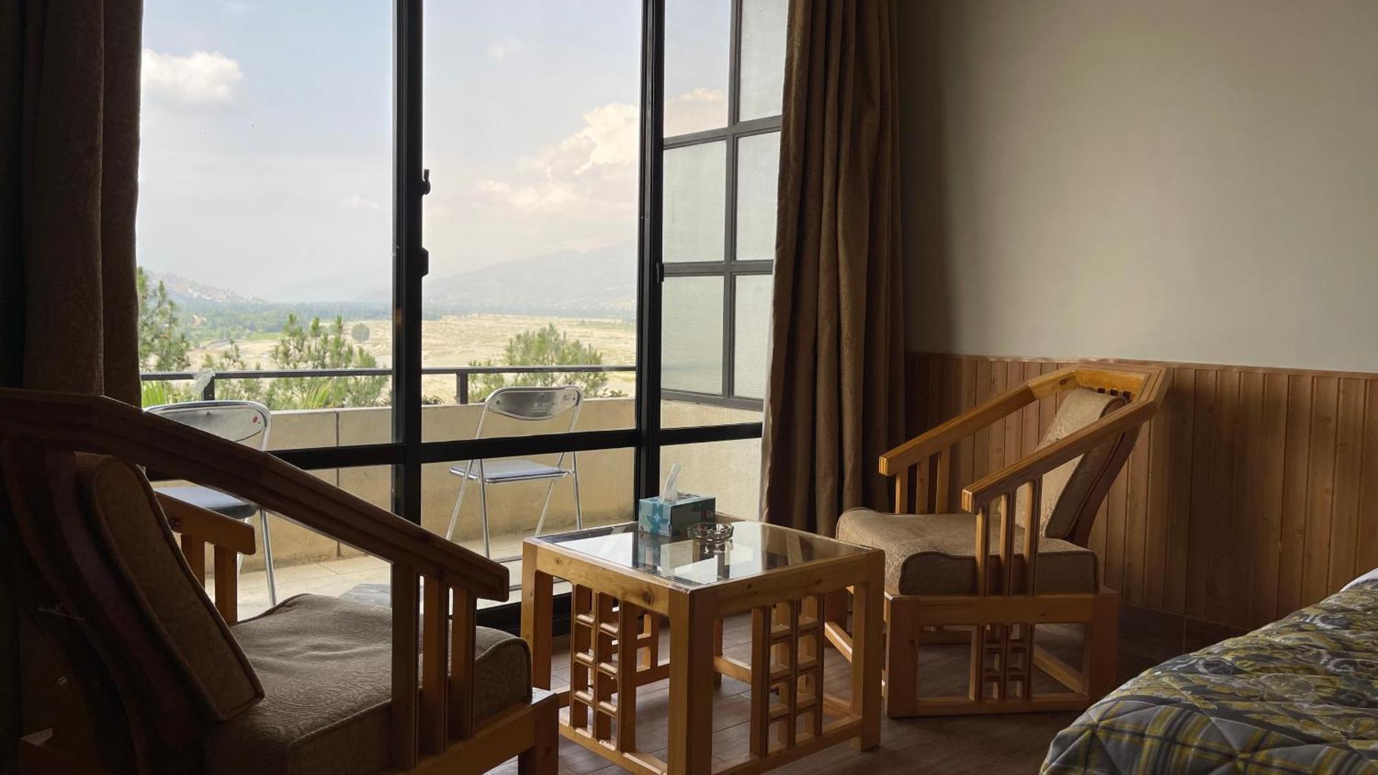 Rock City Resort Mingora Exterior foto