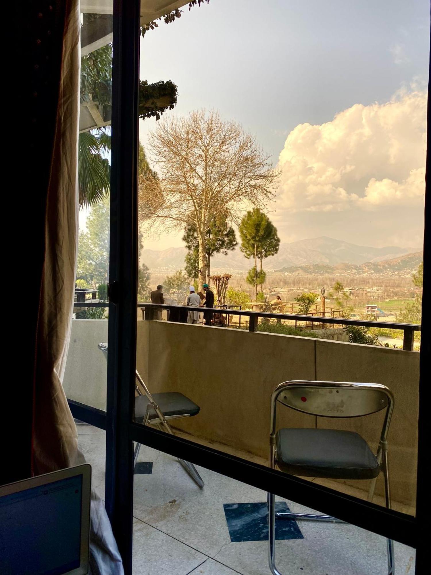 Rock City Resort Mingora Exterior foto